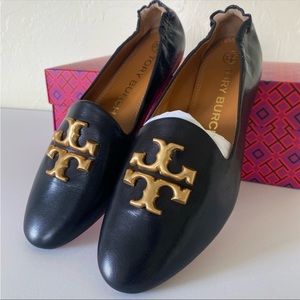 ⭐️Tory Burch Black Logo Loafers